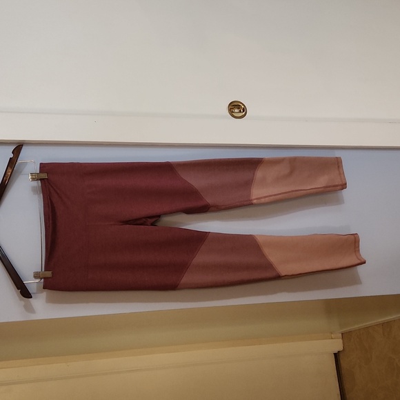 Old Navy 7/8 leggings - Picture 1 of 3